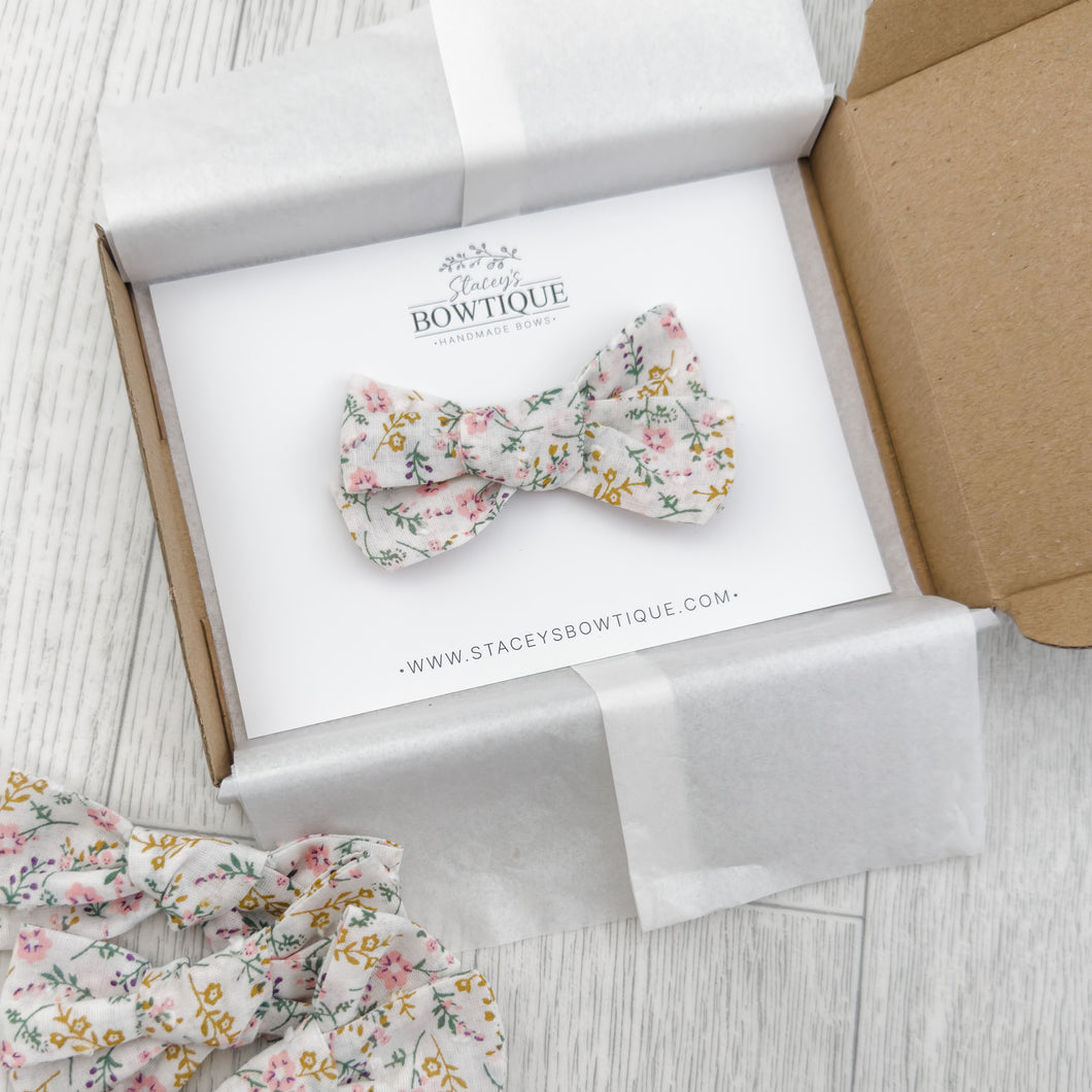 White Floral Tie Bow