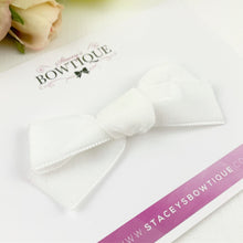 Load image into Gallery viewer, White Velvet Ribbon Bow
