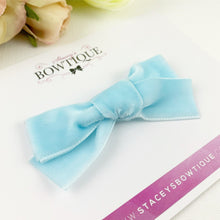 Load image into Gallery viewer, Baby Blue Velvet Ribbon Bow
